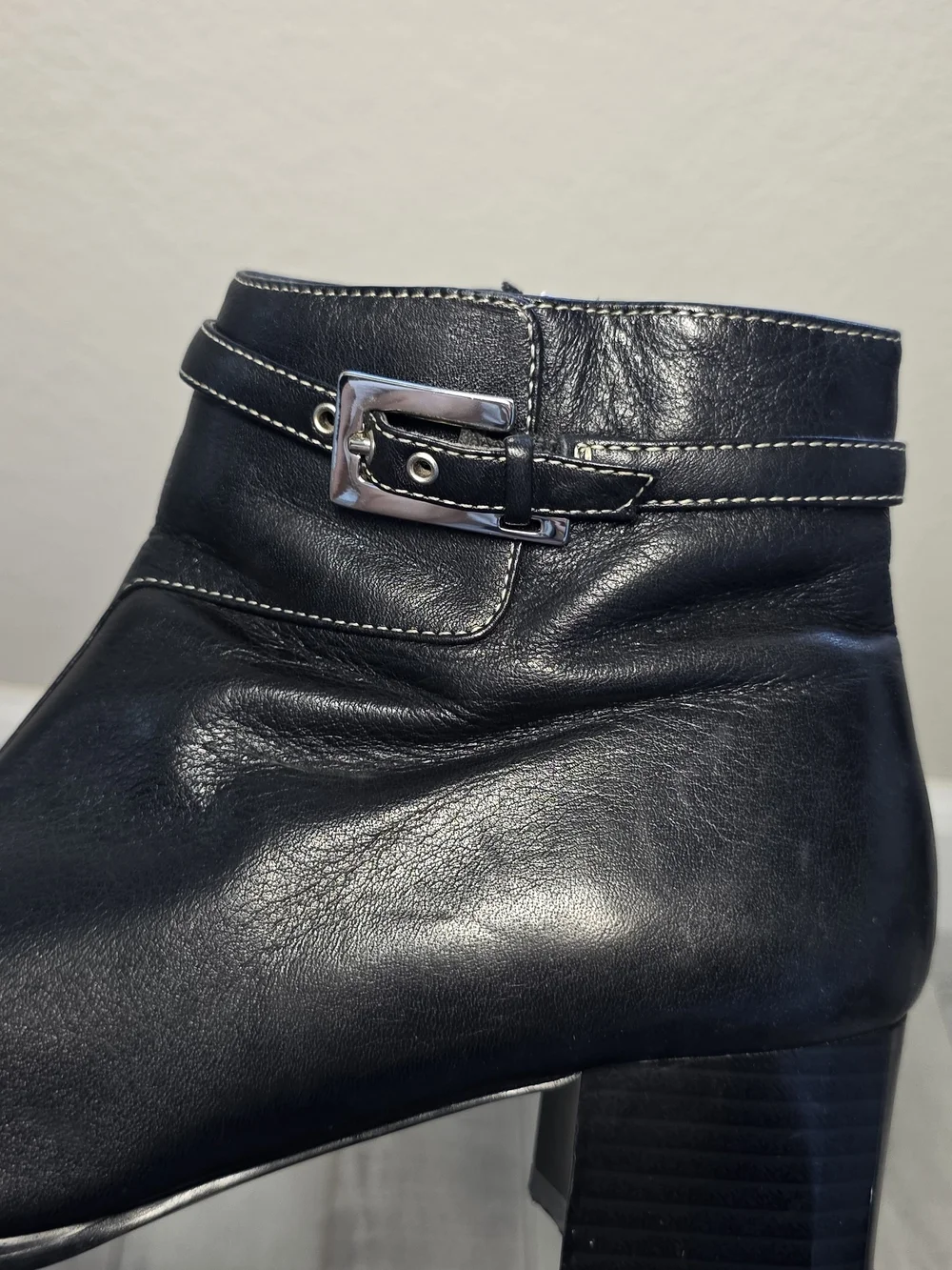 Apostrophe Black Leather Ankle Boots with Buckle Accent Size 6